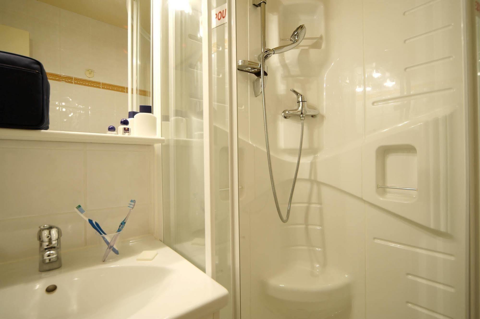 Regourd Hotel Каор Экстерьер фото